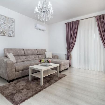 Premier Apartment Luceafarul 拉迪亚 外观 照片