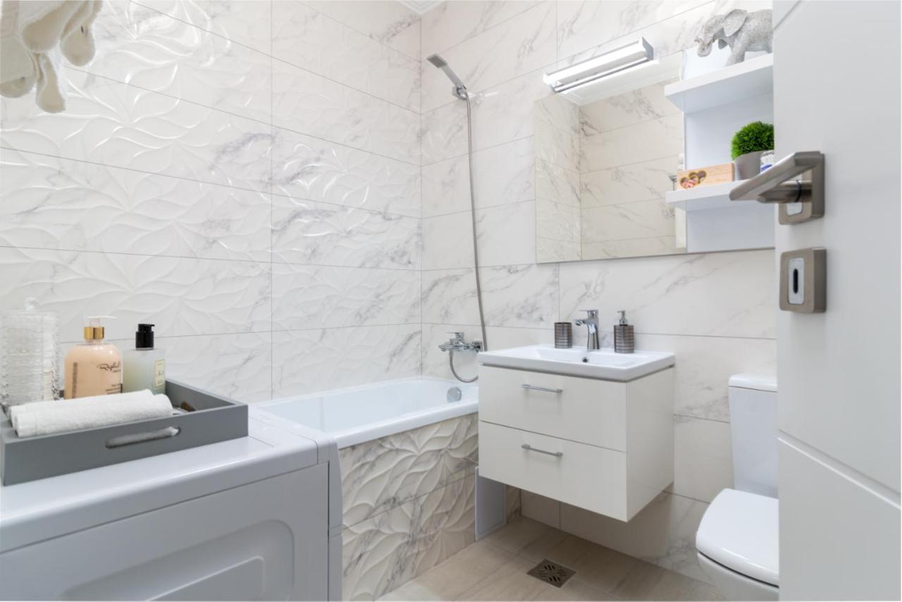 Premier Apartment Luceafarul 拉迪亚 外观 照片