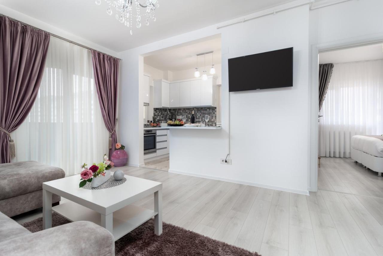 Premier Apartment Luceafarul 拉迪亚 外观 照片
