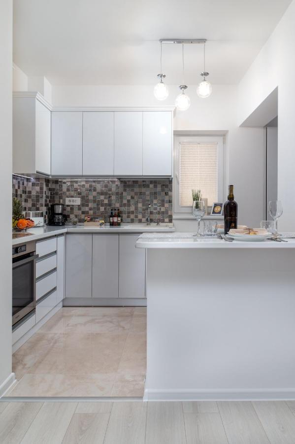 Premier Apartment Luceafarul 拉迪亚 外观 照片